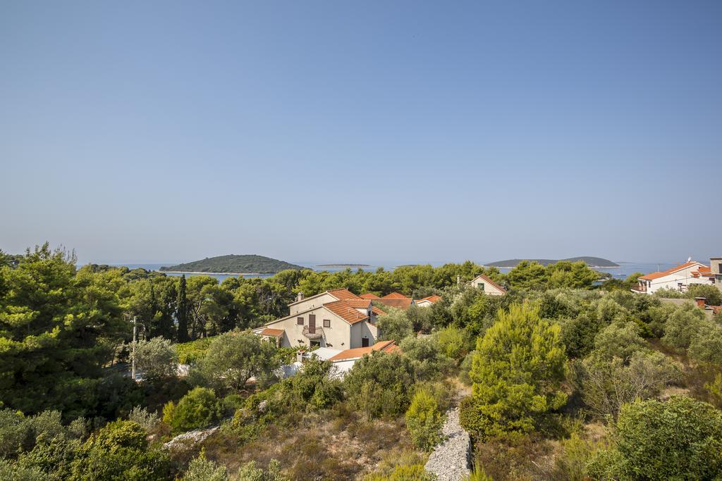 Apartmani Mariela Maslinica Luaran gambar