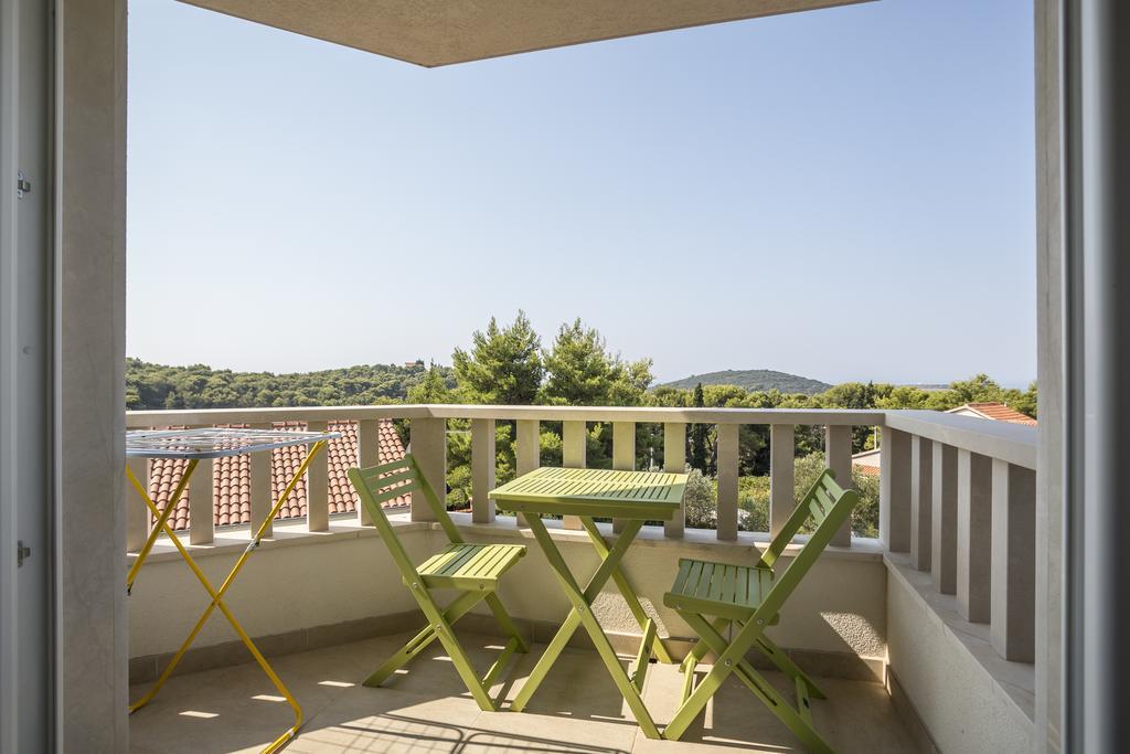 Apartmani Mariela Maslinica Luaran gambar